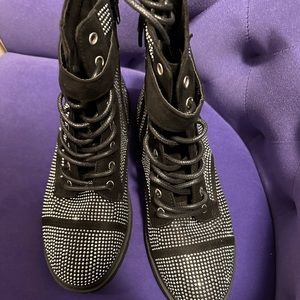 Bebe boots